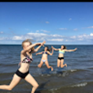 Meet your Posher, Brittney